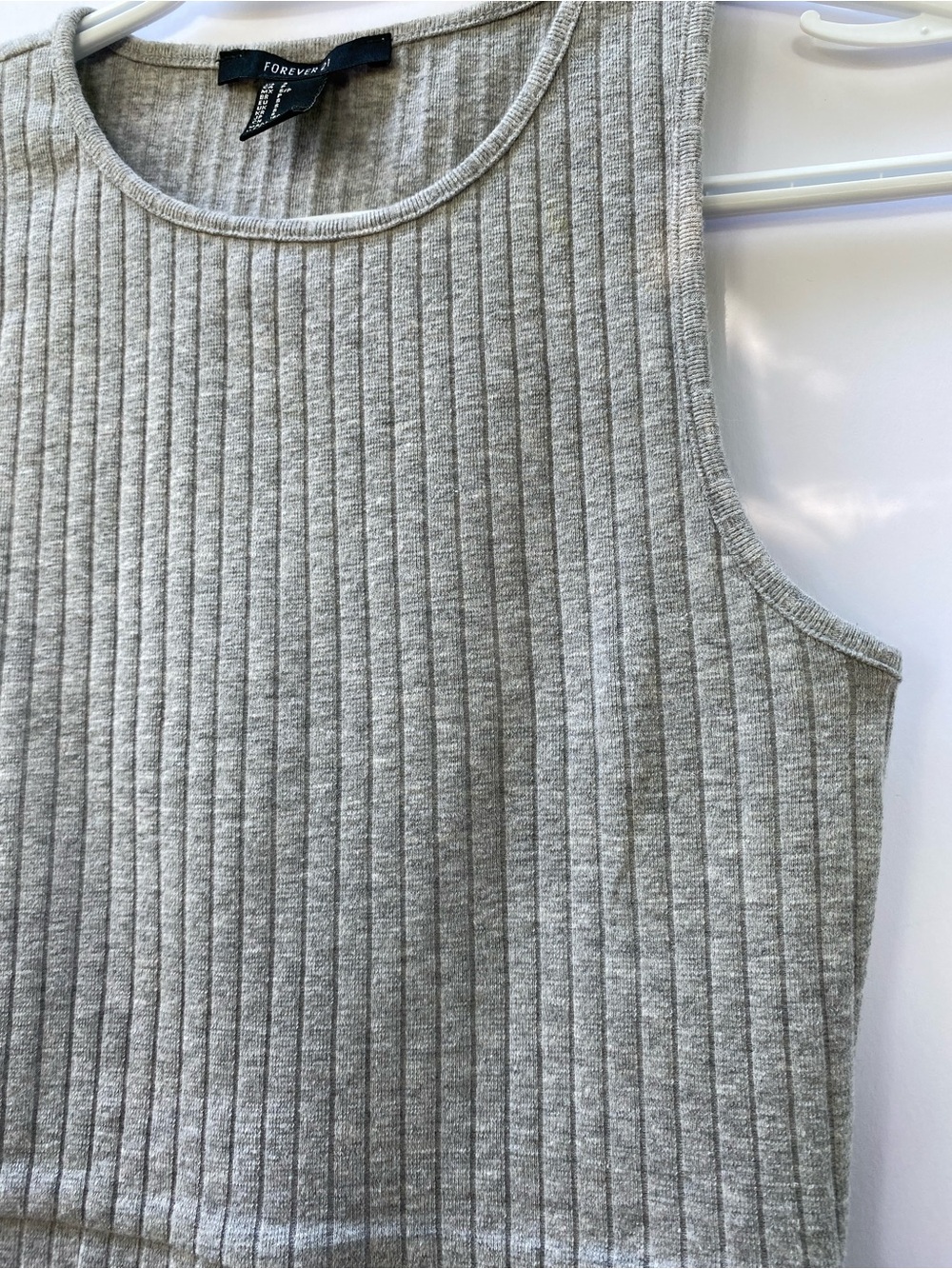 F21 Gray Ribbed Crop Tank - Picture 2 of 5